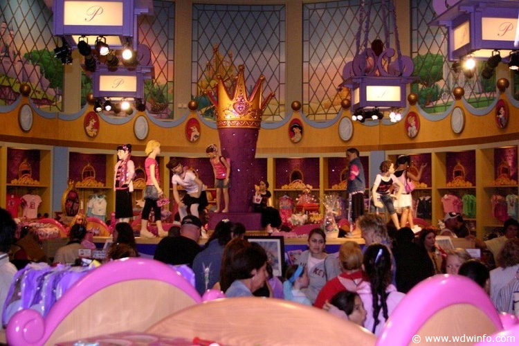 Bibbidi Bobbidi Boutique shop area 15