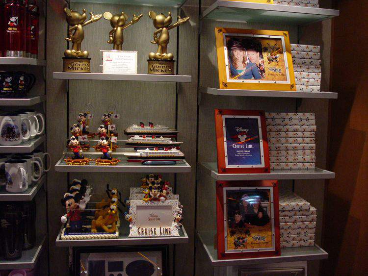 Disney-Cruise-Shops-39