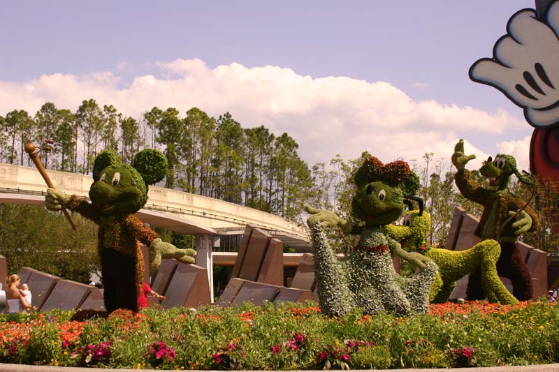 Topiaries-img_3364