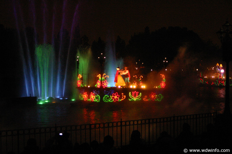 Fantasmic DSC00111