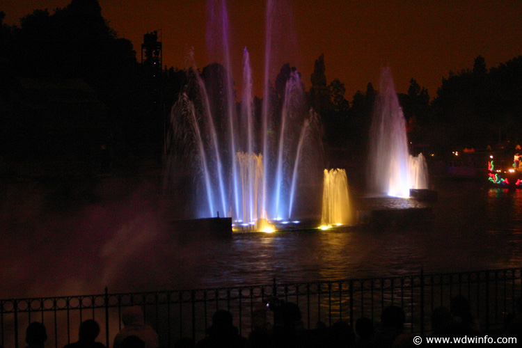 Fantasmic DSC00113