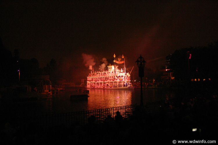 Fantasmic DSC00141