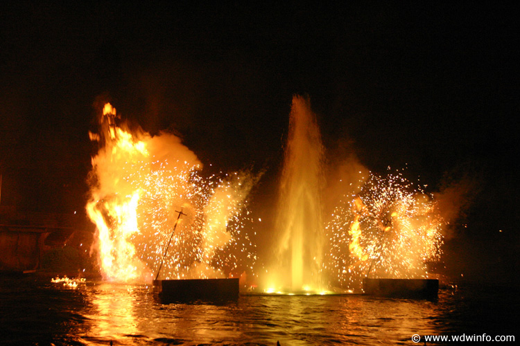 Fantasmic DSC00151a