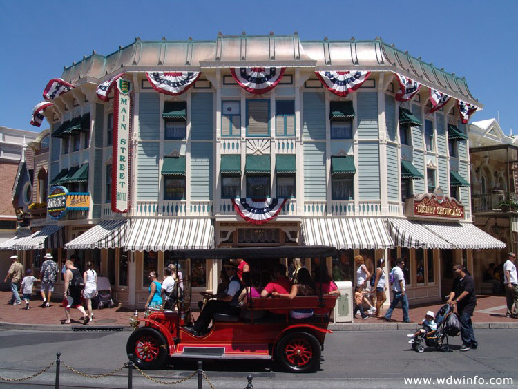 Main-Street-USA-DL-26