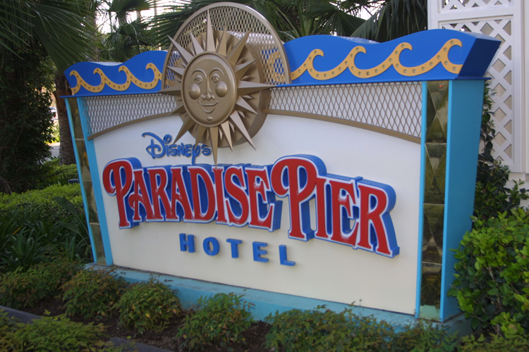 001 Paradise Pier Hotel