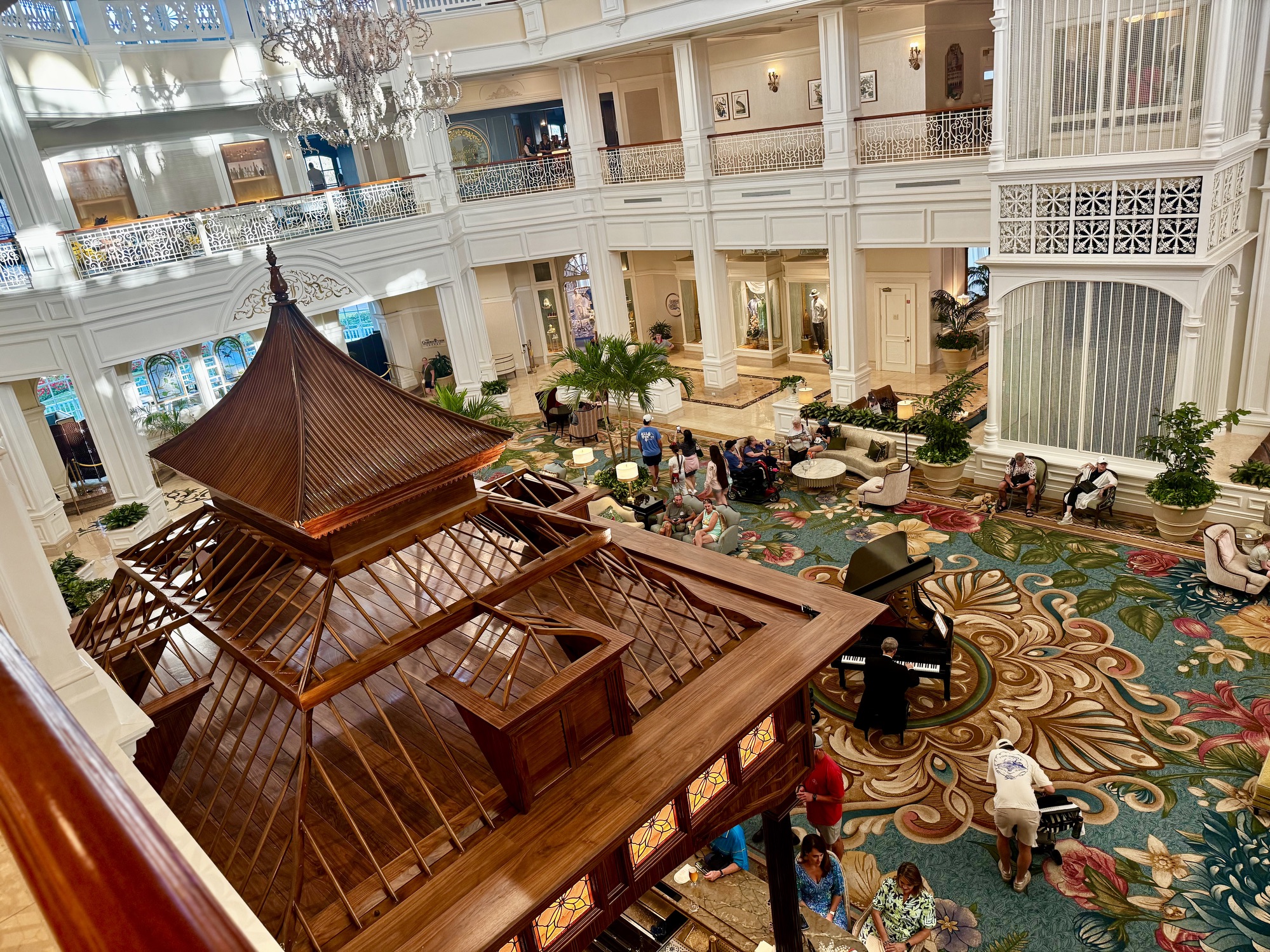 GRAND FLORIDIAN RESORT